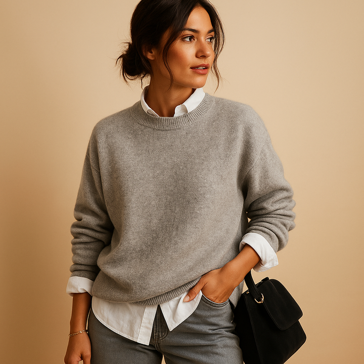 Comfortable ladies' long sleeve fine knit jumper, ideal for versatile everyday wear & sophisticated fashion.