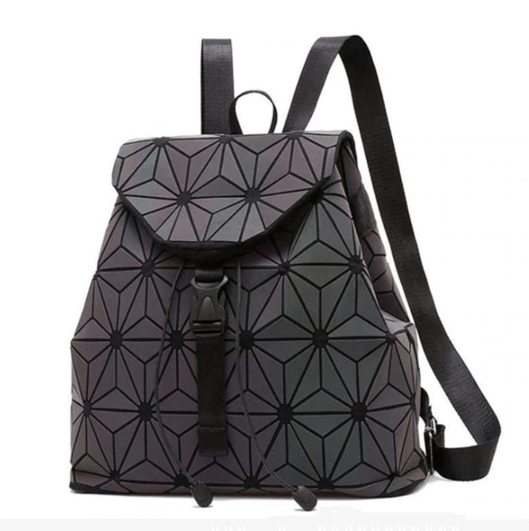 Stylish women's geometric backpack, reflective and luminous, perfect for everyday fashion.