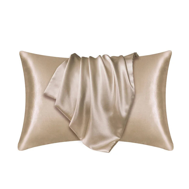 Soft peach natural mulberry silk pillowcase, 22 momme, designed for ultimate skin and hair protection
