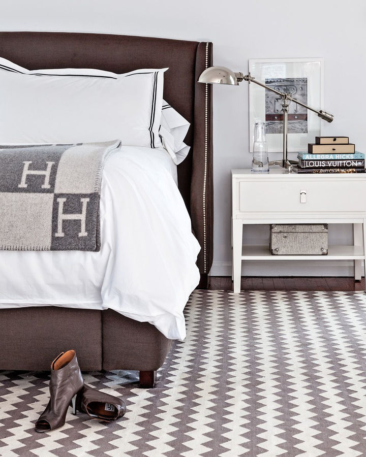 Snuggle up with a warm 140x170 cm wool cashmere throw, a soft luxury accent for your home.