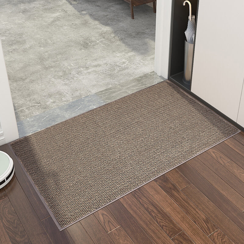 Home machine washable woven indoor door mat for everyday use. A practical and stylish entryway rug.