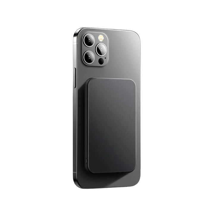 Wireless portable MagSafe power bank, ideal for extending iPhone battery life anywhere.