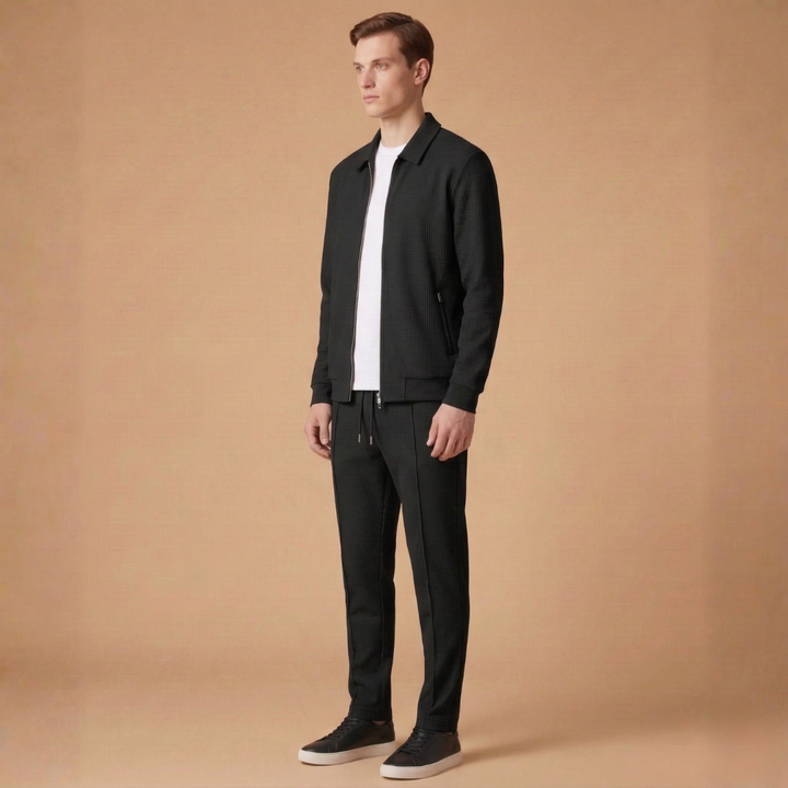 Men's athletic tracksuit: versatile zip jacket & straight pants for sport, gym, or everyday comfort.