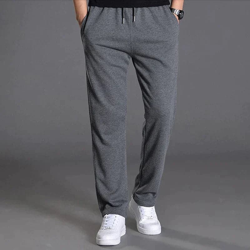 Versatile black men's everyday relaxed fit spring trousers, perfect for casual style.