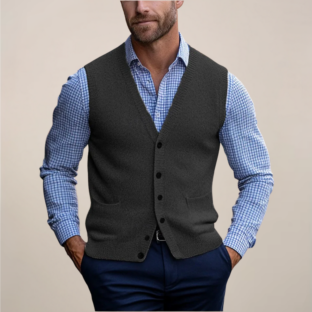 Fashionable men's buttoned knit vest, ideal for spring, showcasing a versatile layering piece in men's attire.