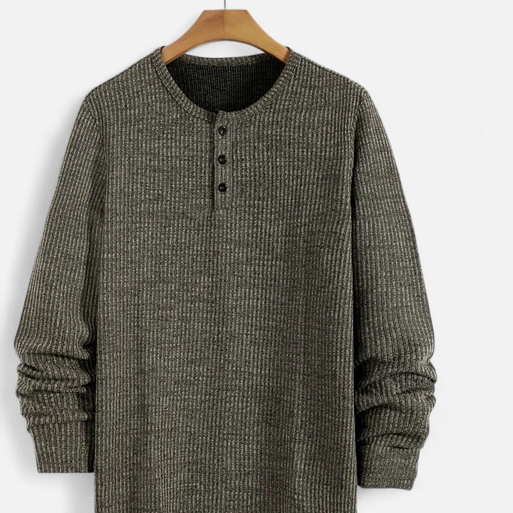 Classic men's cable-knit henley pullover sweater, long sleeve, comfortable knitwear for spring & autumn.