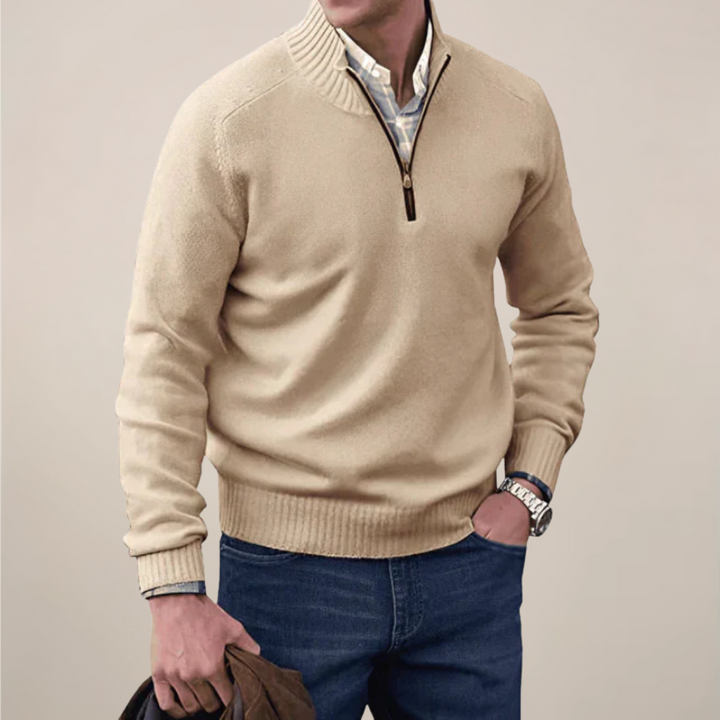 Stylish men's knitwear with a half-zip neckline in a classic blue color