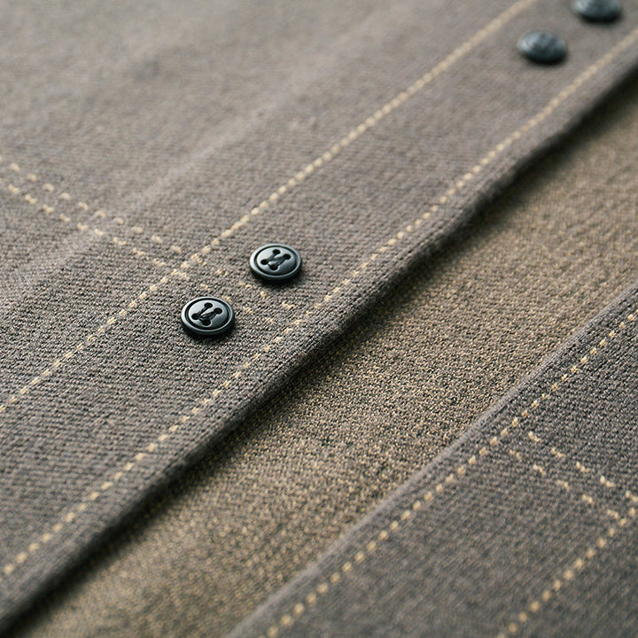 Versatile men's plaid button-front cardigan, effortlessly transitioning from casual to smart casual outfits.