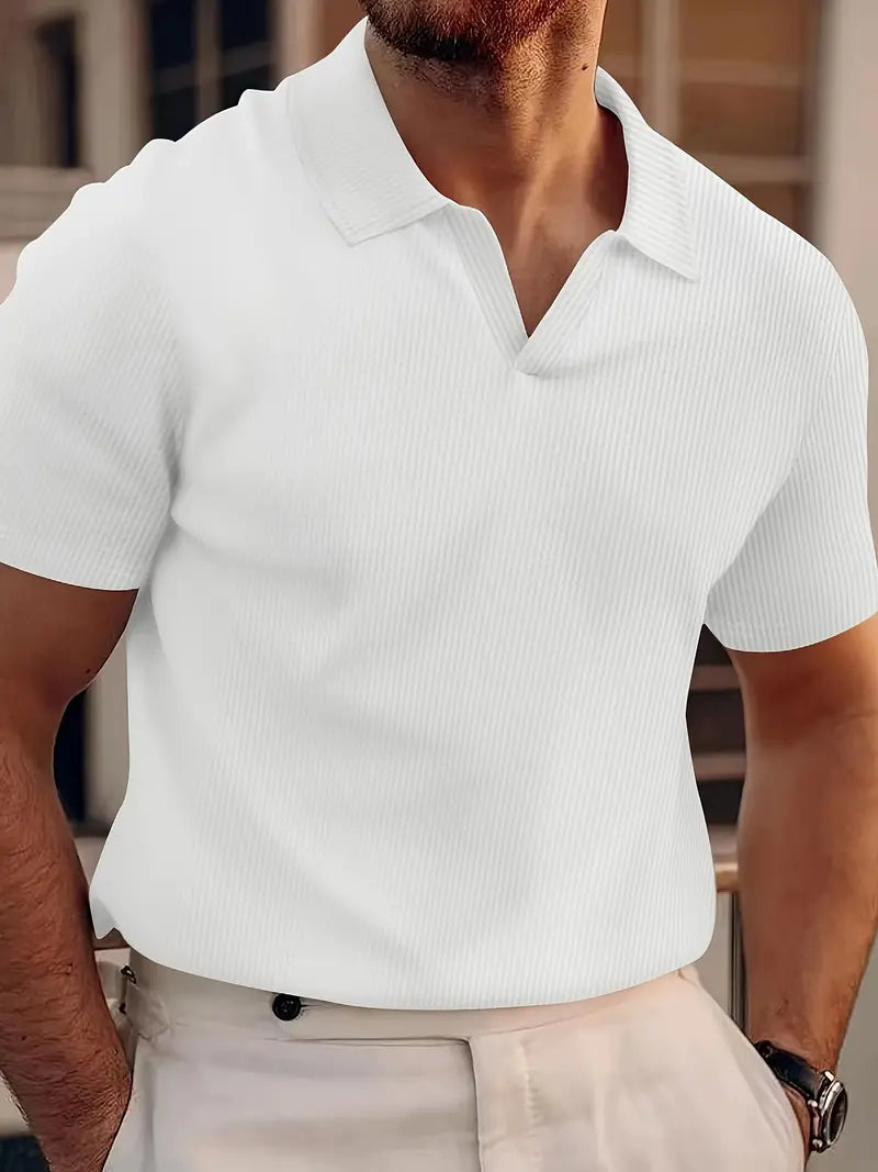 Classic men's short-sleeve polo shirt, a versatile fashion staple for casual & smart-casual summer.