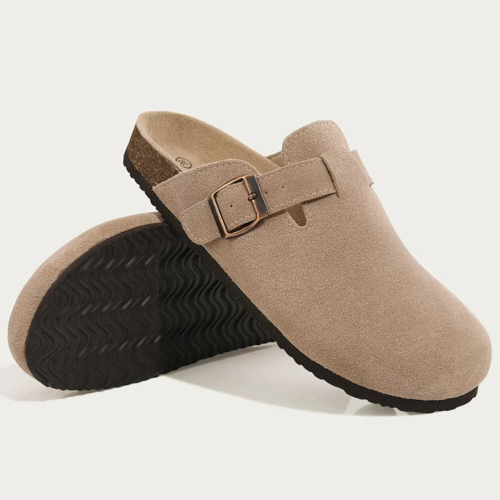 Casual men's slip-on clogs and mules, adjustable buckle design, comfortable and versatile footwear.