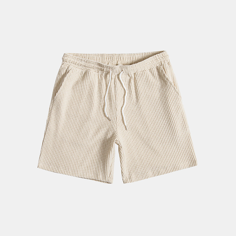 Stylish men's matching set: casual shirt & shorts. Great for relaxed summer fashion and lounge.