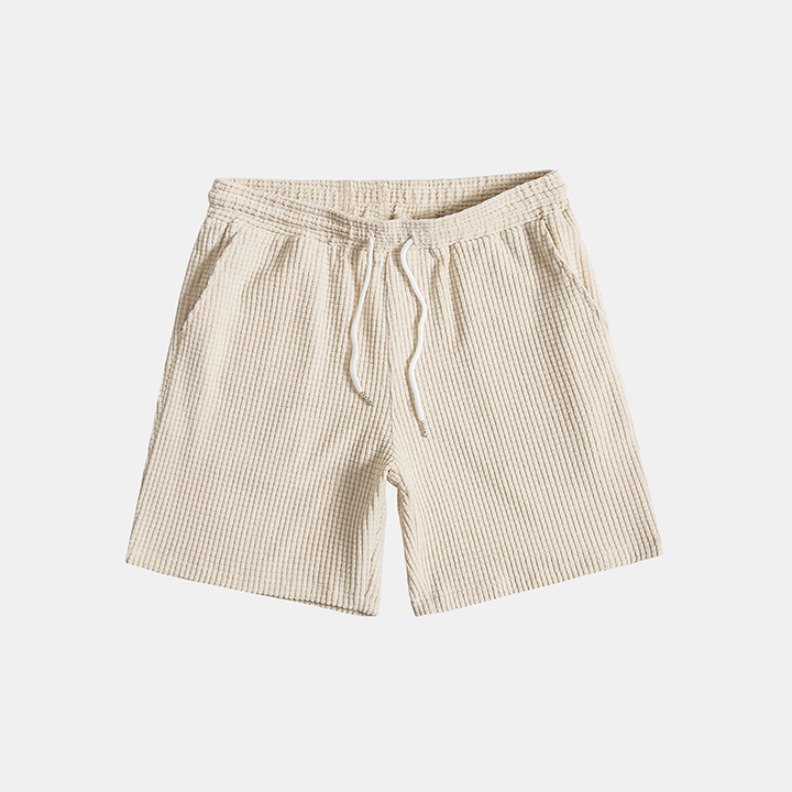 Stylish men's matching set: casual shirt & shorts. Great for relaxed summer fashion and lounge.