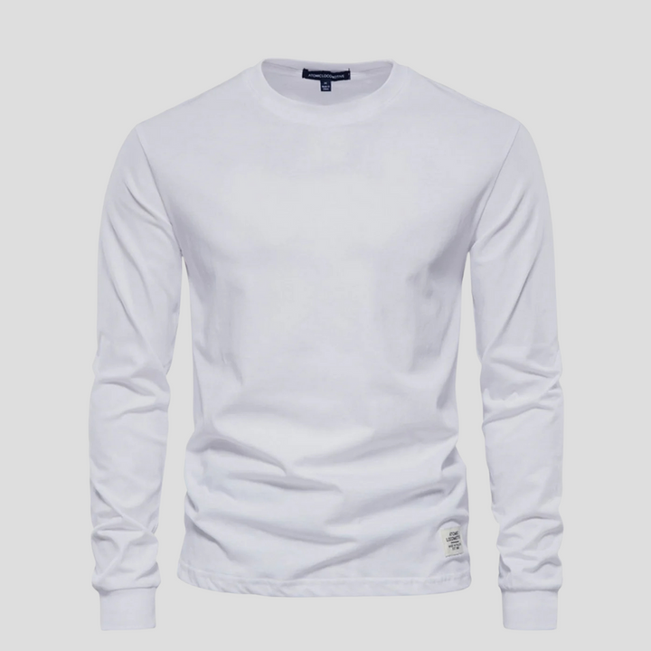 Comfortable men's navy long-sleeved round-neck shirt. Perfect basic for relaxed daily wear.