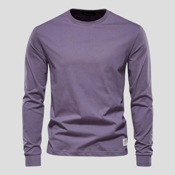 Men's long-sleeve crew neck shirt, ideal for layering. Versatile basic in soft fabric for comfort.