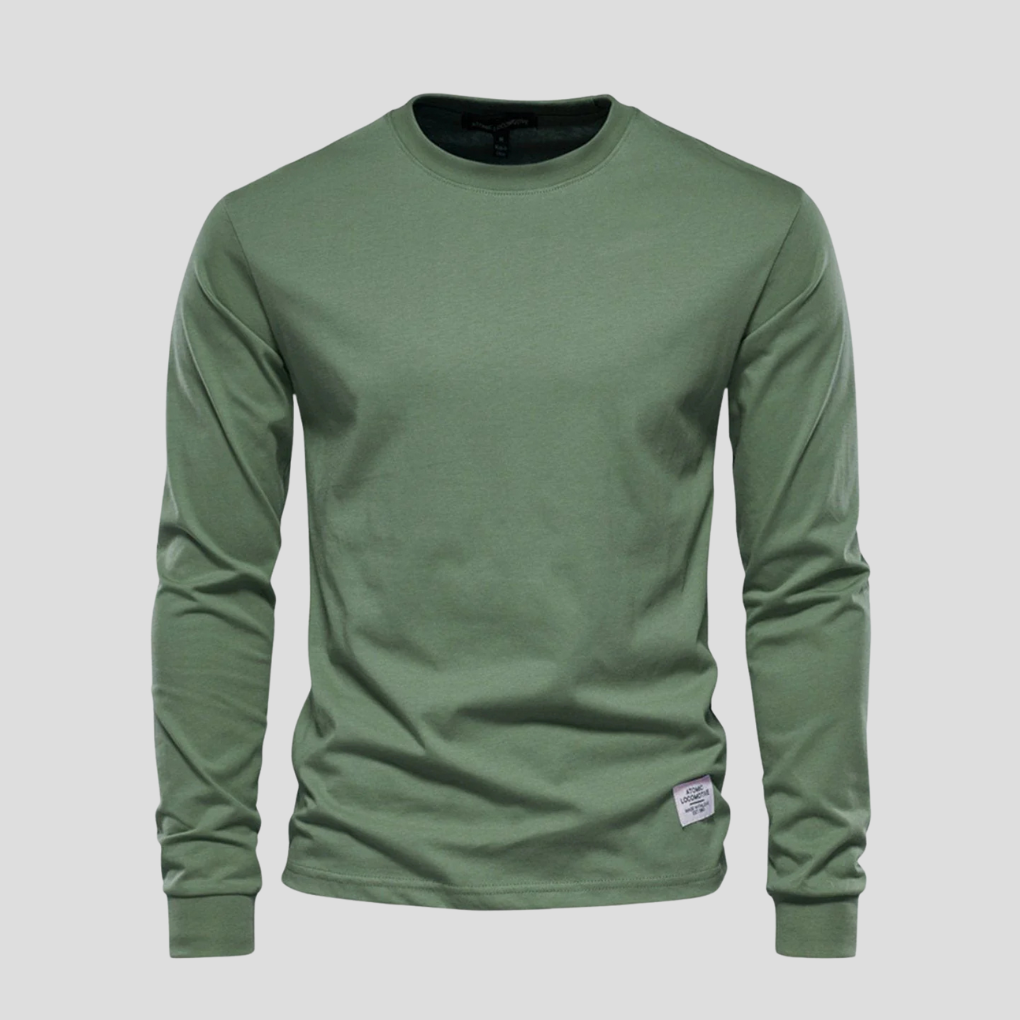 Essential men's long-sleeve round-neck shirt. Classic black, comfortable relaxed fit for daily wear.