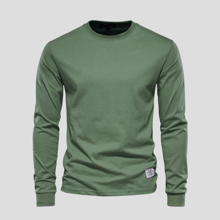 Essential men's long-sleeve round-neck shirt. Classic black, comfortable relaxed fit for daily wear.