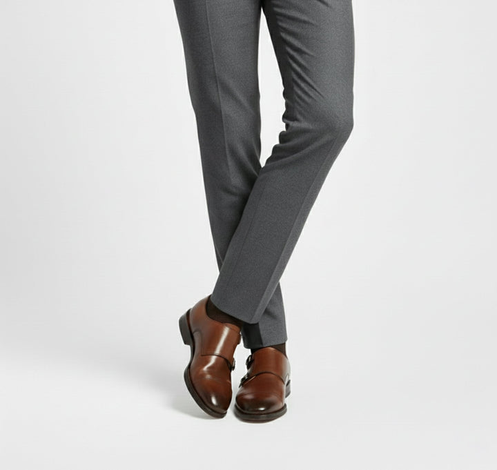 Classic men's brown slip-on loafers, a timeless choice for sophisticated and comfortable style.