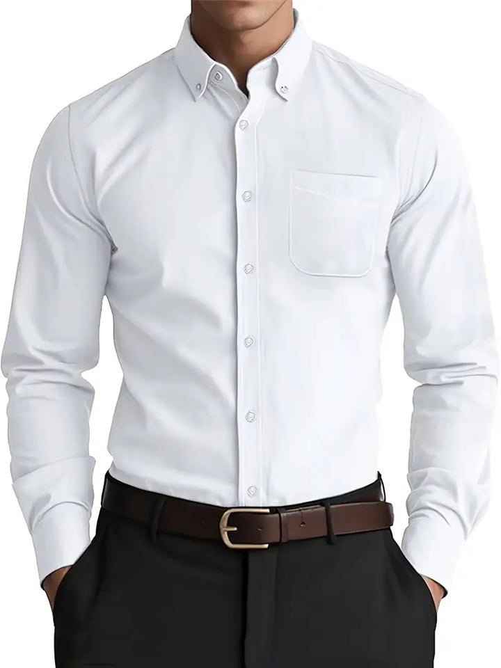 Men's classic button-down shirt, long sleeve, for versatile smart casual and everyday wear. Classic fit.
