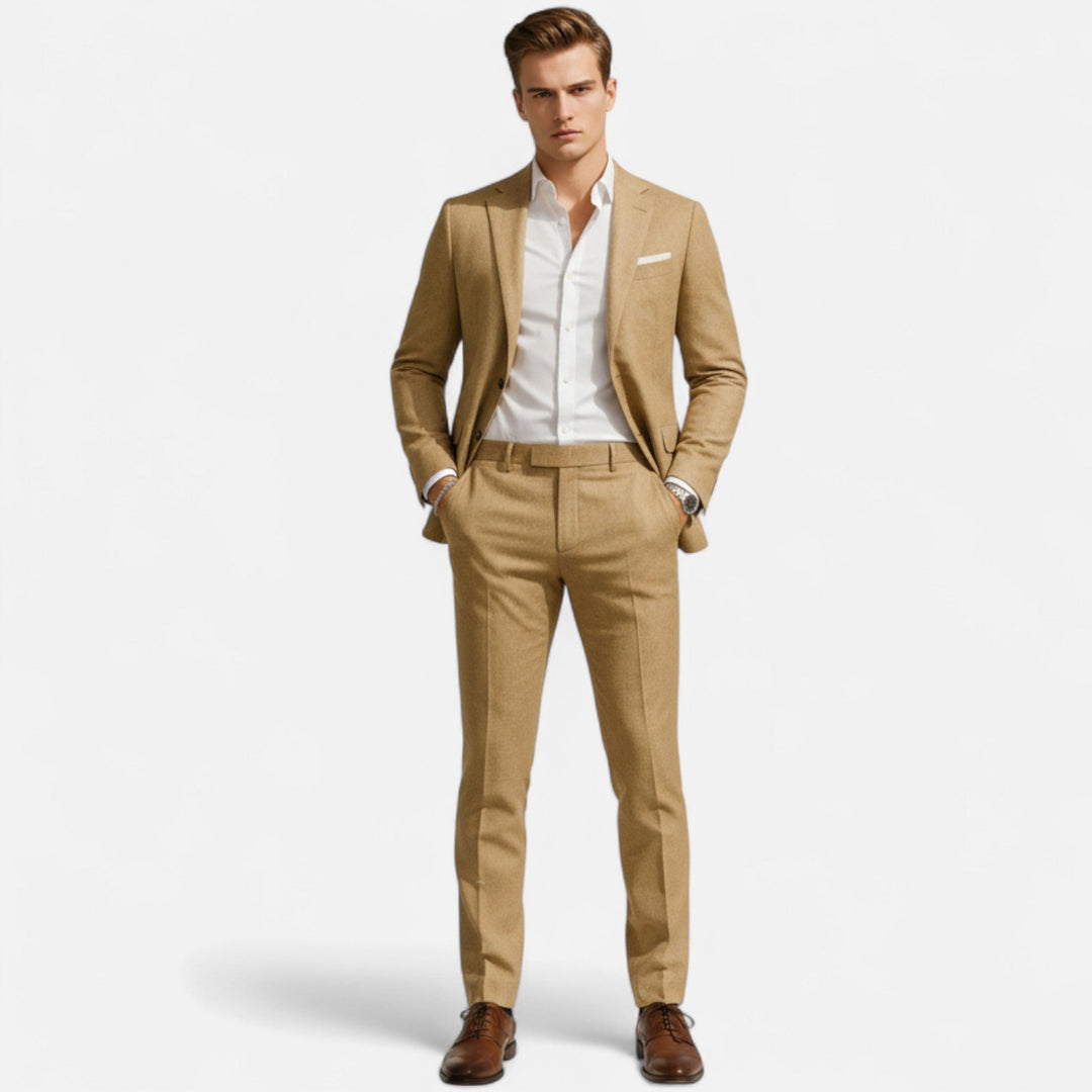 Lightweight men's casual suit, ideal for summer. Classic two-piece men's fashion, comfortable & elegant for warm weather.