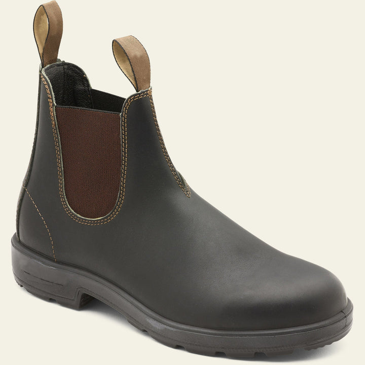 Versatile men's fashion Chelsea boots; classic pull-on ankle style for smart casual and everyday wear.