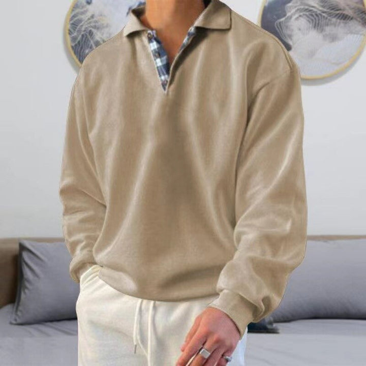 Essential men's long sleeve comfort sweater, classic pullover for versatile autumn & winter style.