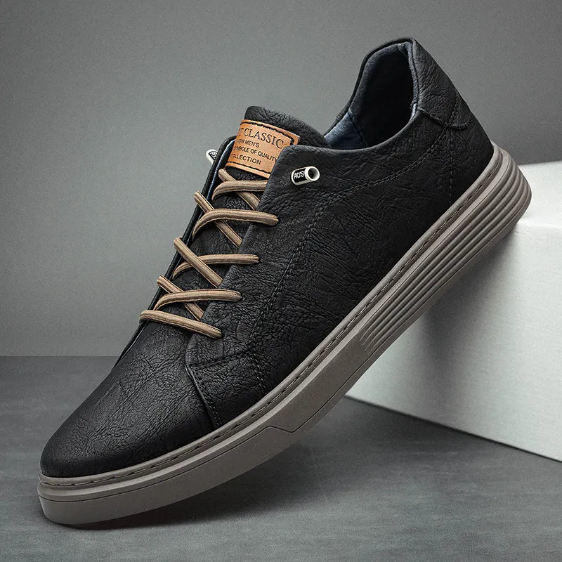 Stylish men's everyday sneakers, providing excellent comfort and support for casual activities and walking.
