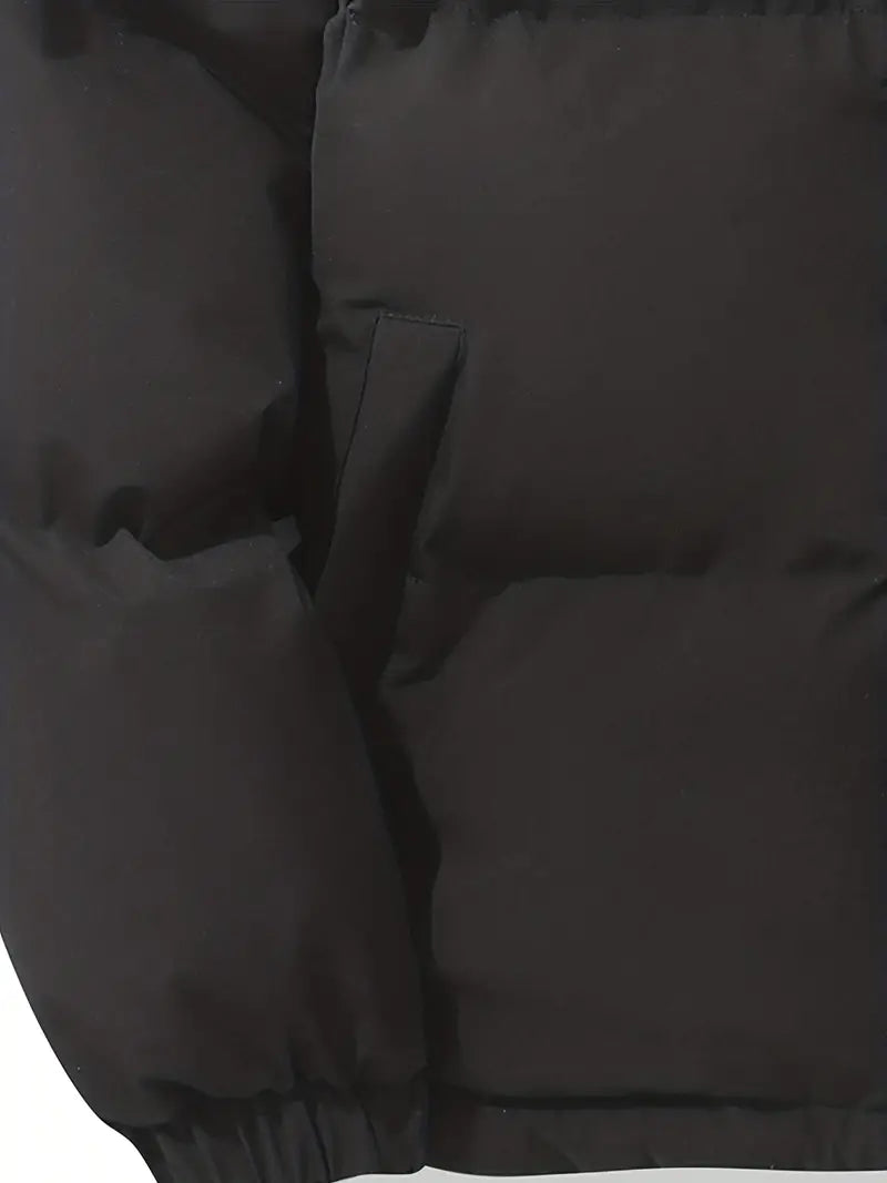 Men's versatile hoodie, designed for everyday comfort and a classic, warm style.