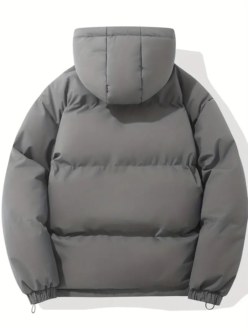 Men's classic hooded jacket in a relaxed fit, ensuring freedom of movement and warmth.