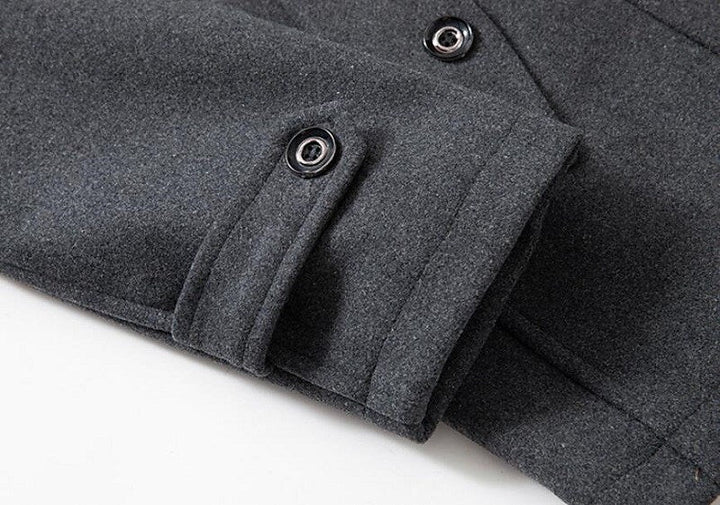 Versatile men's pea coat, double-breasted winter jacket suitable for both smart casual and formal outfits.
