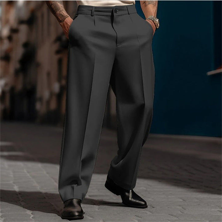 Comfortable men's wide leg suit trousers, high waist. Classic fit dress pants for a sophisticated look.