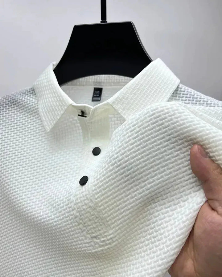 Versatile men's polo shirt for casual or smart-casual occasions. Classic design, perfect for everyday fashion.