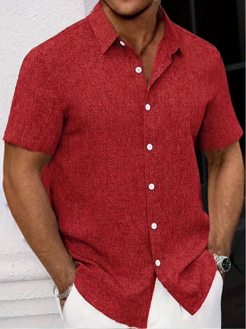 Versatile men's summer short sleeve shirt, offering effortless style for casual occasions.