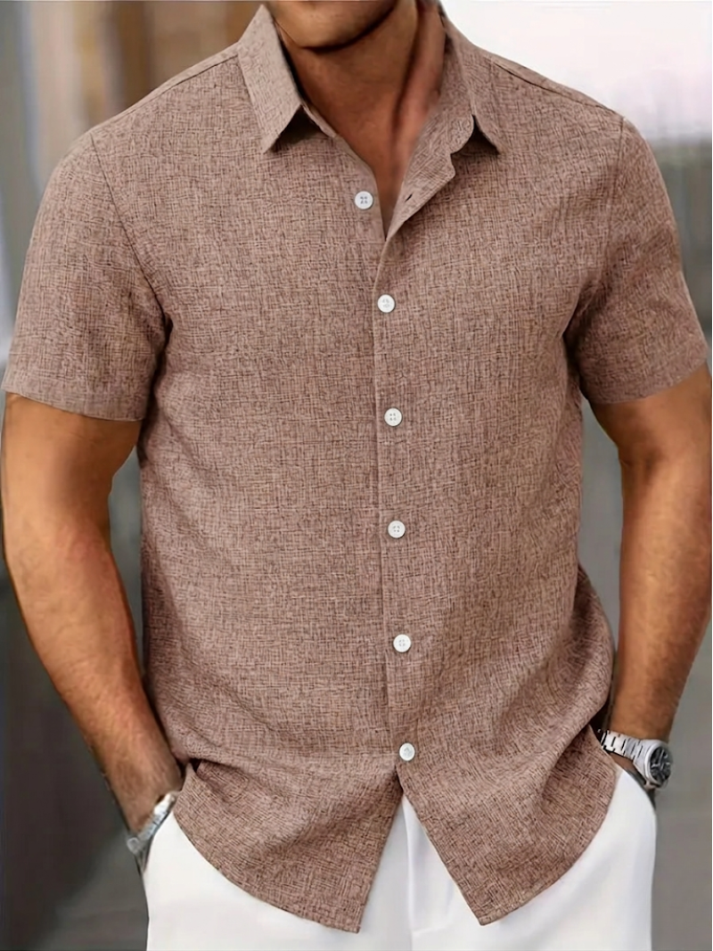 Effortless style with this men's short sleeve summer shirt, designed for comfort and warm weather.