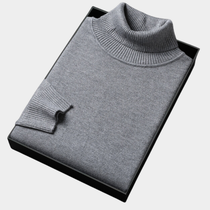 Elegant men's solid long-sleeve turtleneck pullover, a sophisticated and warm choice for spring.