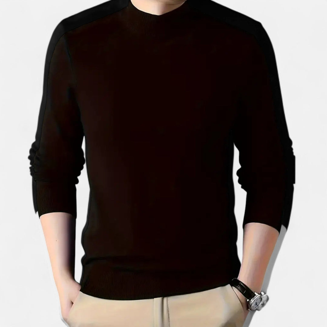 Versatile men's stand-collar pullover for casual or smart casual outfits, offering refined warmth & comfort.