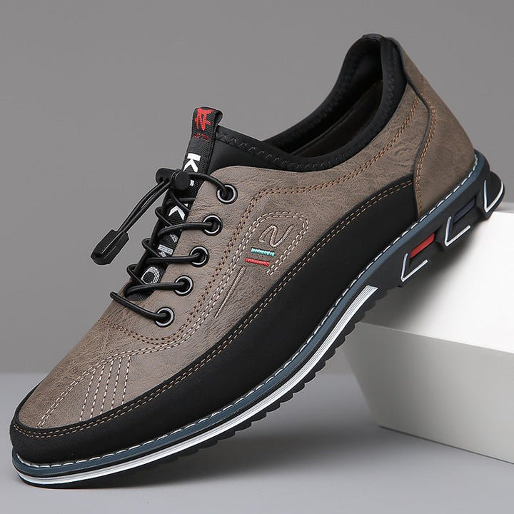 Timeless men's dress shoes: Oxford style in durable PU leather, great for professional and formal outfits.