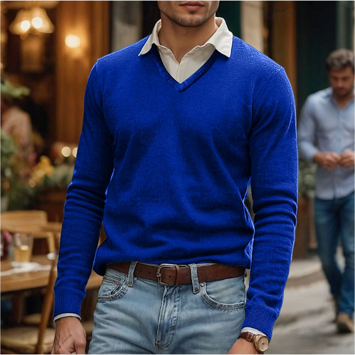 Smart casual men's V-neck long sleeve sweater, perfect for versatile everyday fashion and comfortable fall/winter wear.