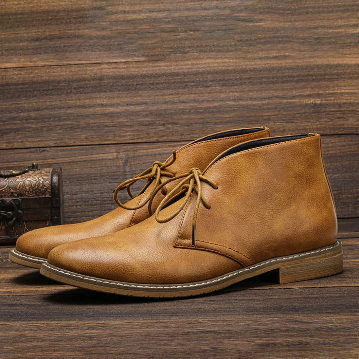 Men's classic vintage desert boots, timeless style, perfect for casual everyday wear.