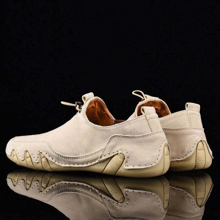 Versatile men's slip-on loafers, ideal as comfortable driving shoes or stylish everyday casual footwear.