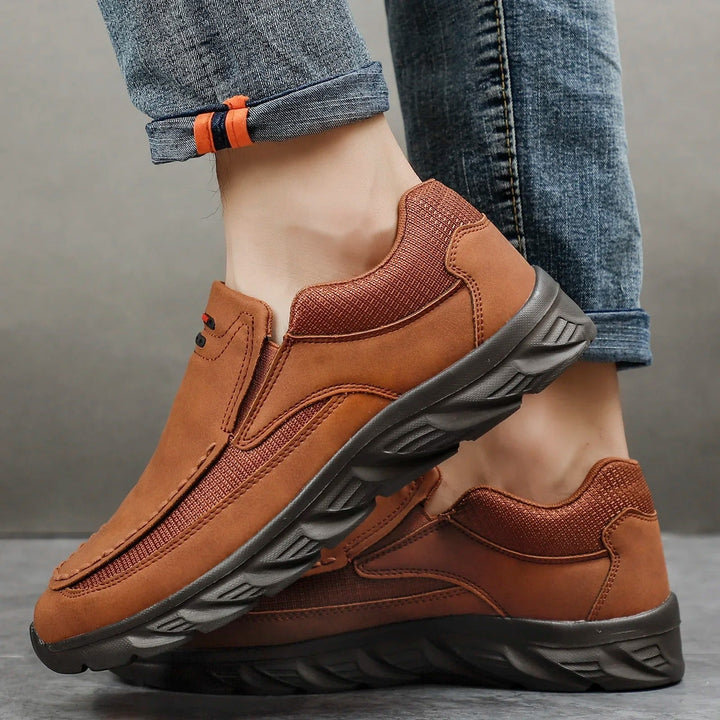 Effortless men's slip-on casual shoes, great for daily wear, flexible & comfortable.