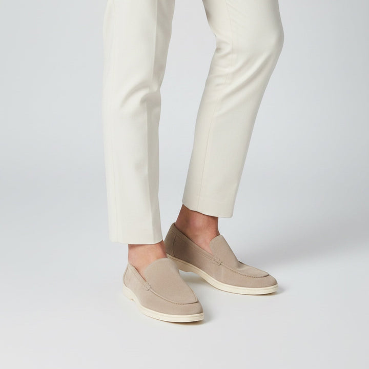 Modern men's slip-on loafers, blending summer style, comfort, and elegant appeal.