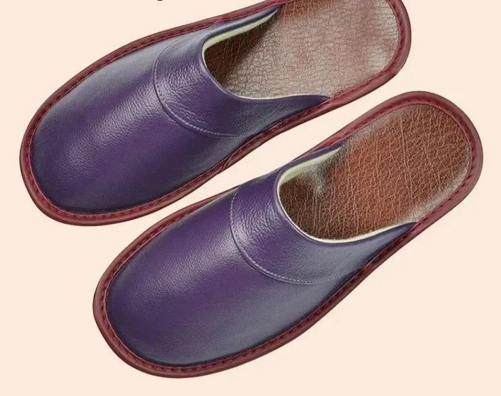 Cozy men's house shoes with ergonomic arch support, providing pain relief & stability with a non-slip sole.