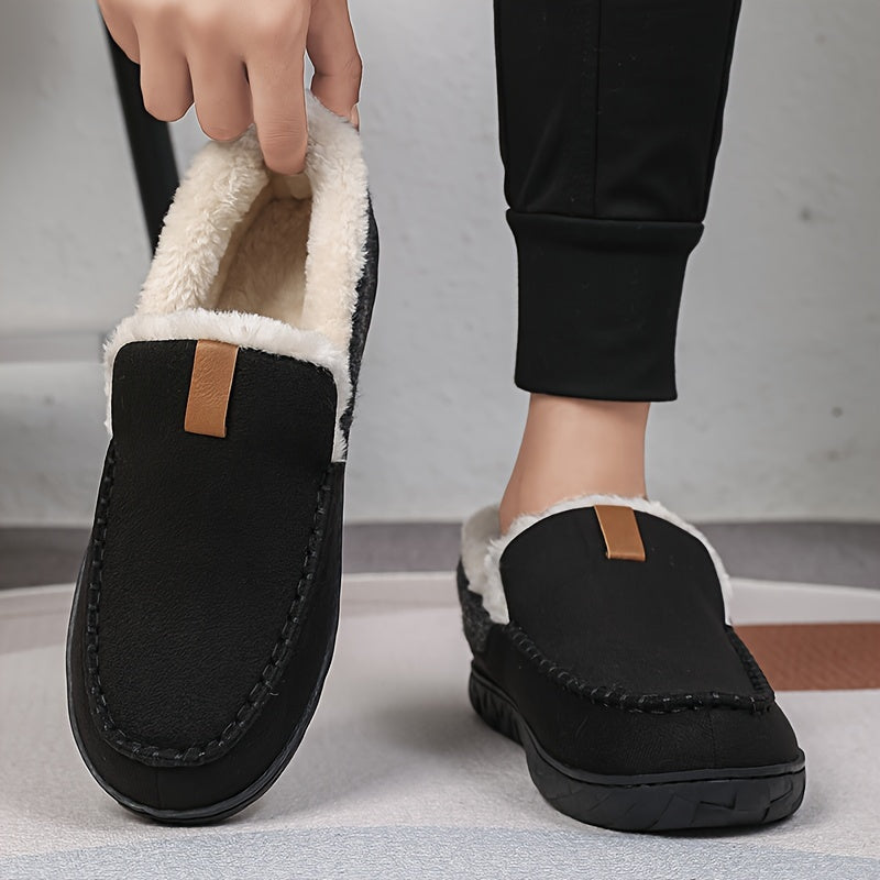 Men's winter slippers, soft and cozy, with a durable non-slip sole for home use.