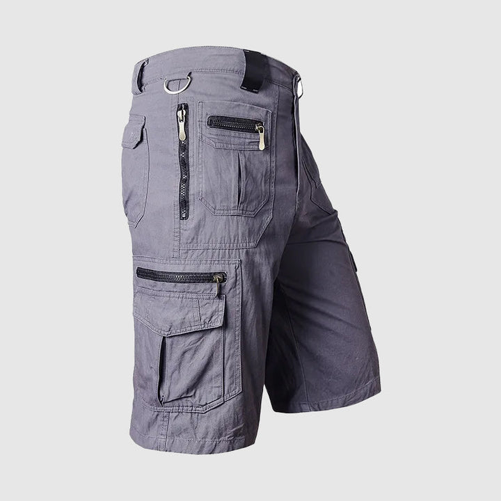 Comfortable multi-pocket men's cargo shorts for summer and casual outdoor utility.