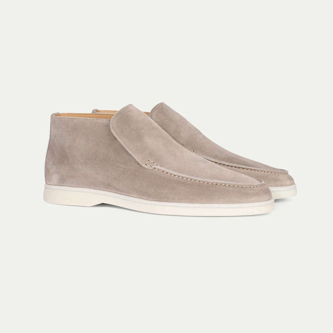 Men's effortless slip-on casual shoes for everyday style & comfort.