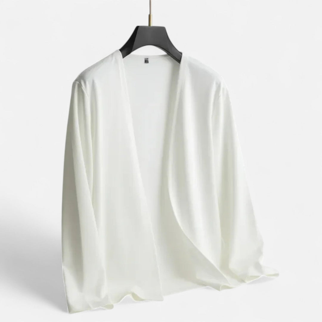 Men's cozy long-sleeve cardigan cloak, refined elegant outerwear ideal for autumn winter fashion.