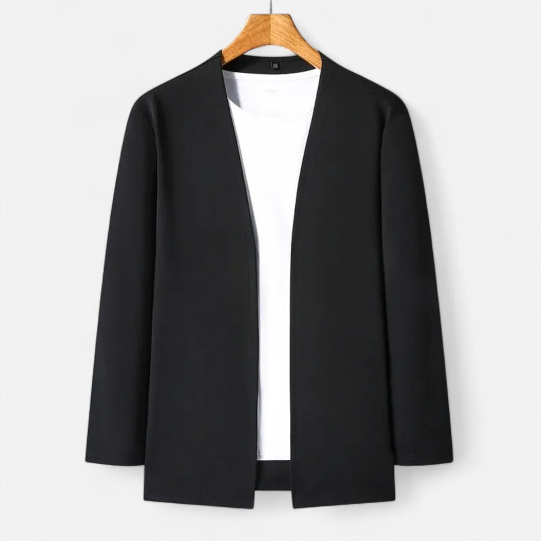 Men's versatile long-sleeve cardigan cloak, elegant outerwear perfect for sophisticated autumn fashion.