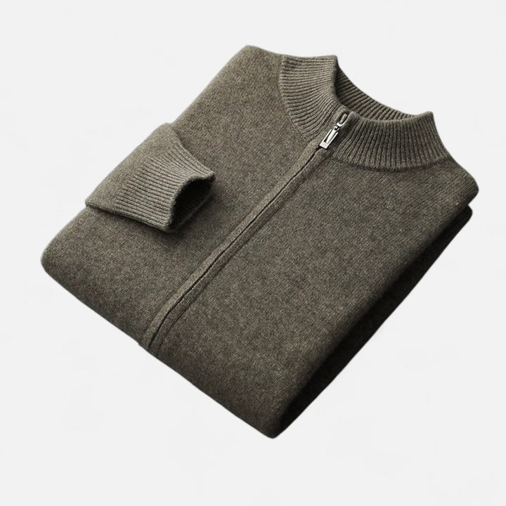 Men's elegant zippered cardigan for smart casual layering. Comfortable menswear essential.