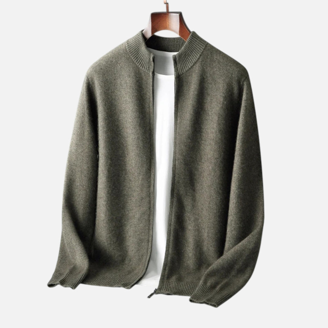 Versatile men's zip-up cardigan in soft knit. Elevate your menswear with this comfortable layering piece.