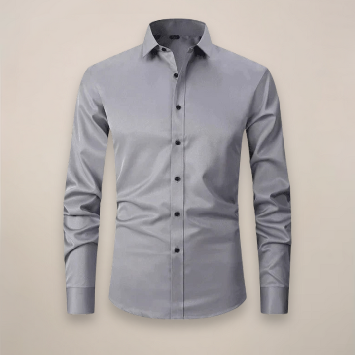 Practical men's everyday tailored shirt, easy to style for spring